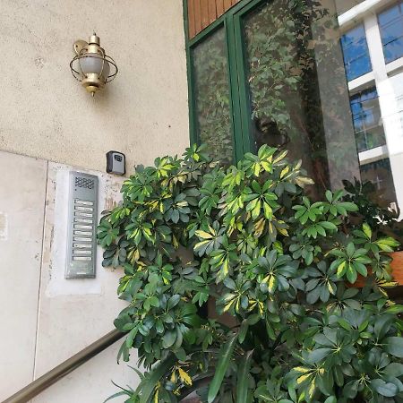 Acropolis Metro Station Flat 2 Apartment Athens Luaran gambar